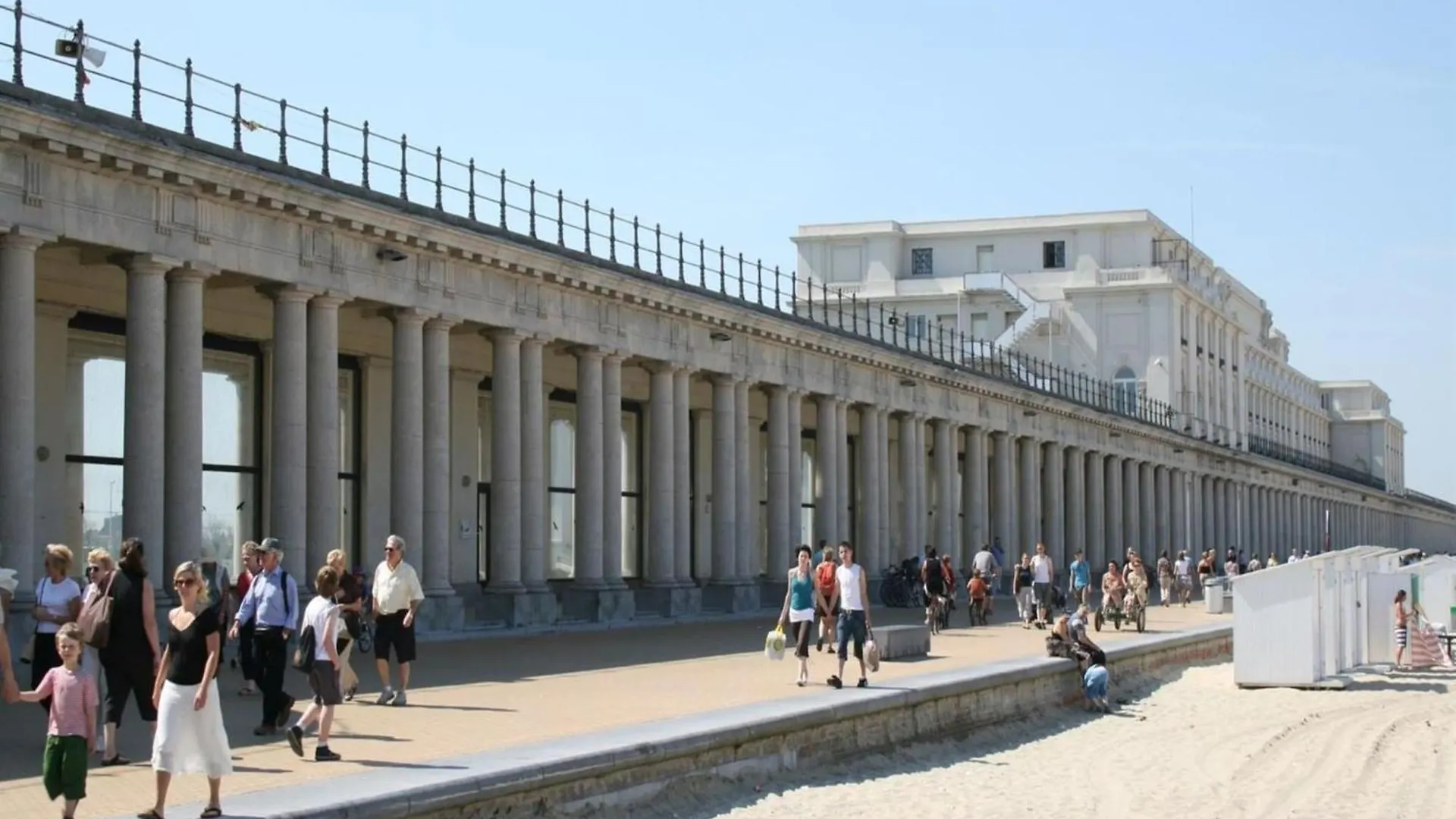 Beautiful Apartment With View Ostende Belgie