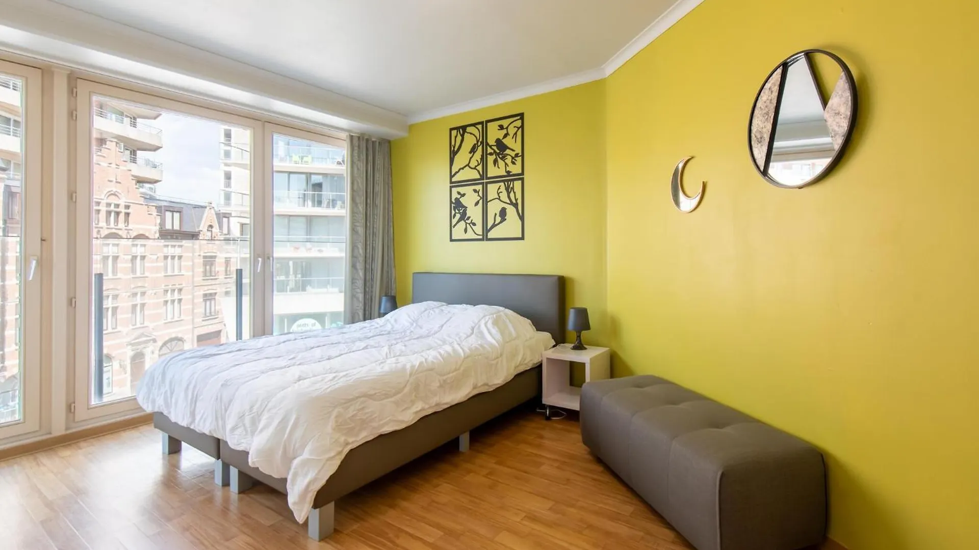 Beautiful Apartment With View Ostende
