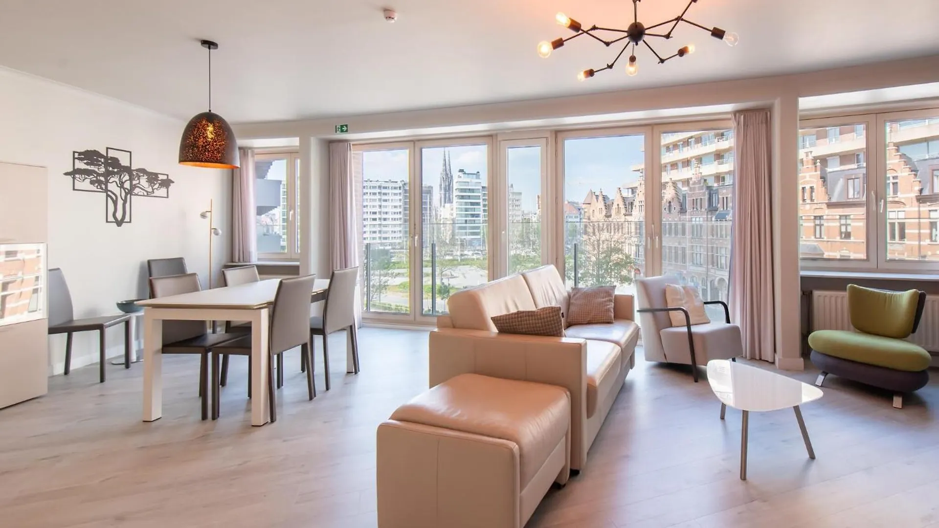 Beautiful Apartment With View Ostende