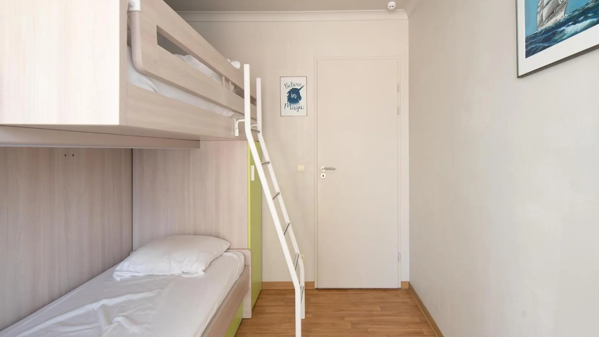 Beautiful Apartment With View Ostende